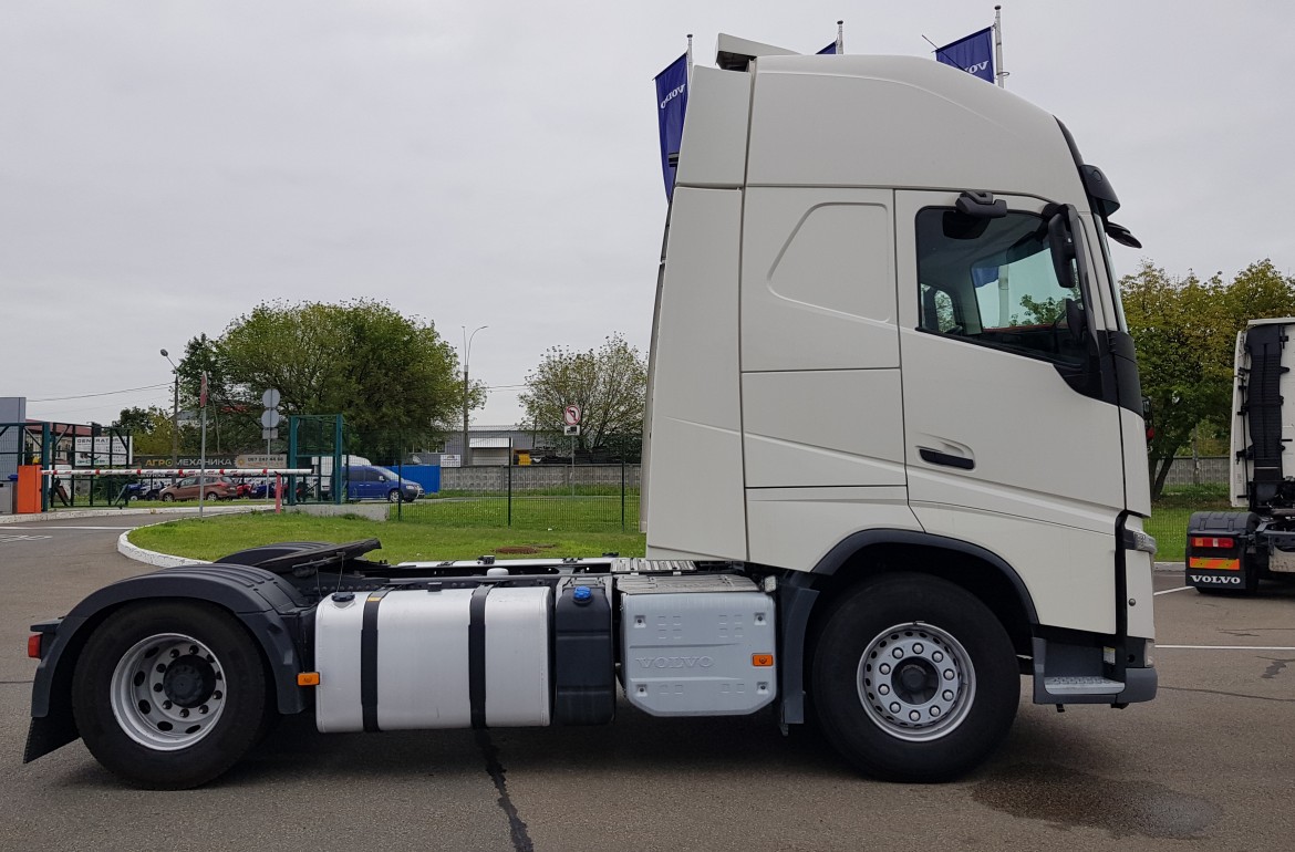 FH4 XL460